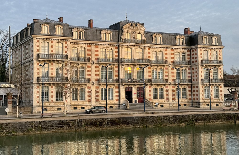 Hotel Les Jardins Du Mess Verdun