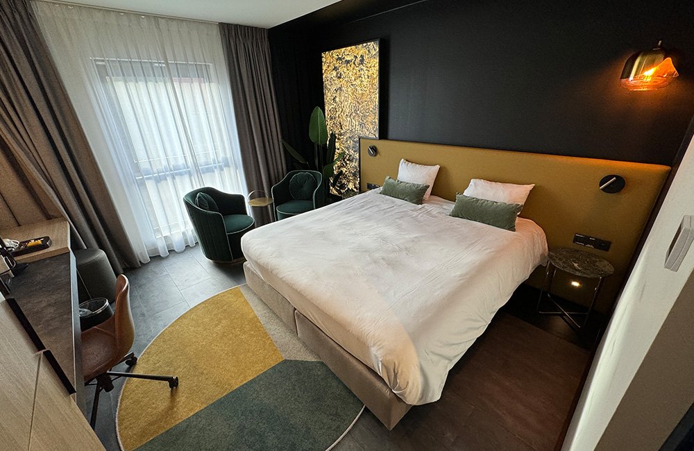 Hotel room in Belgium - Hotel room in Belgium